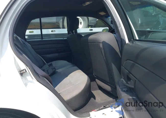 2FAHP71V49X132555: 43049179