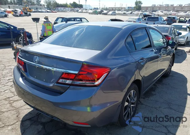 2HGFB2F82FH547211: 43049230