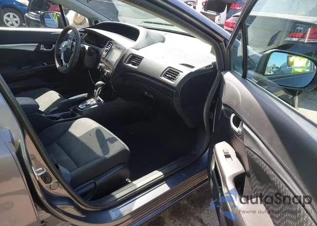 2HGFB2F82FH547211: 43049230