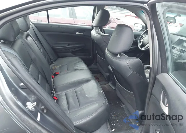 1HGCP2F66BA128063: 43050247