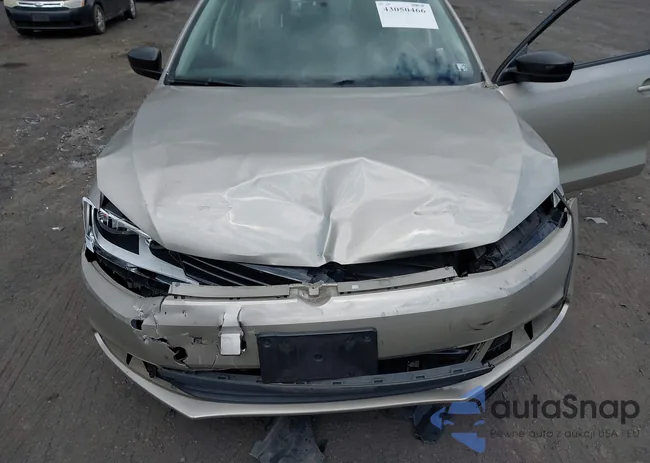 3VW2K7AJ9EM250082: 43050466