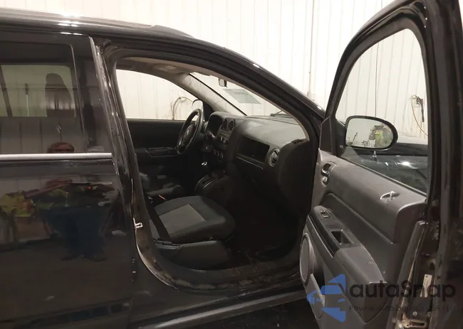 1C4NJDBBXDD245475: 43050547