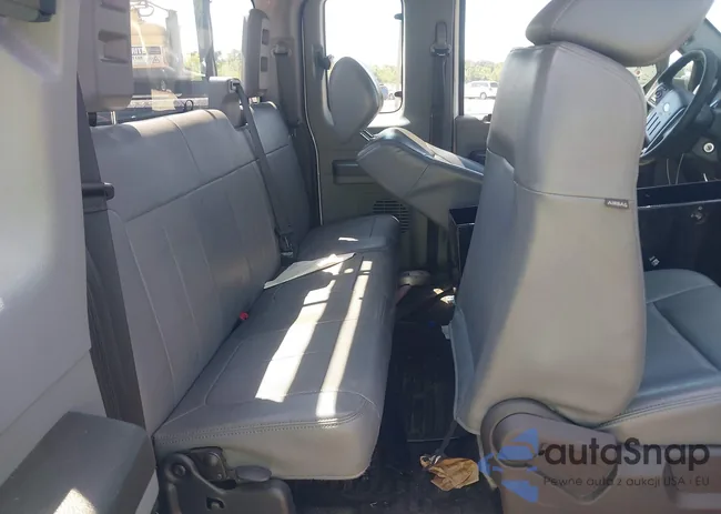 1FD7X2B63GEC87432: 43050650