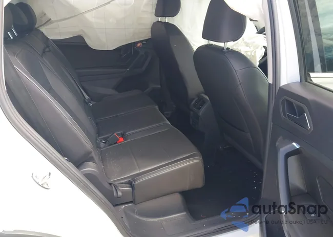 3VV2B7AX6LM065218: 43050737