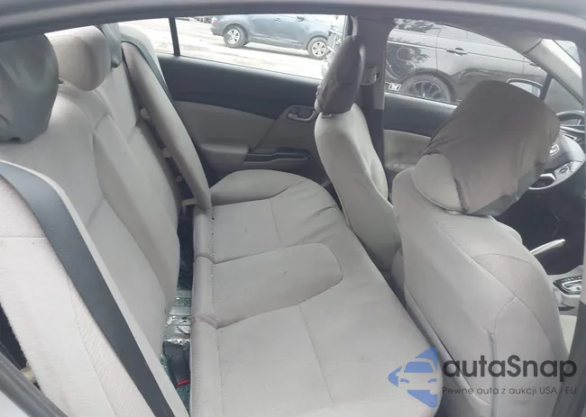 2HGFB2F50DH576709: 43050757