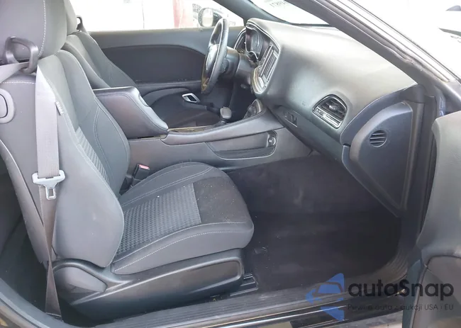 2C3CDZAG4JH302927: 43049871