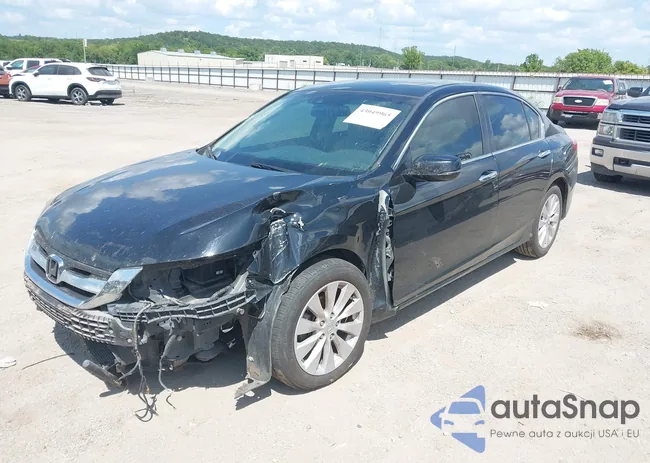 1HGCR2F82DA263524: 43049965