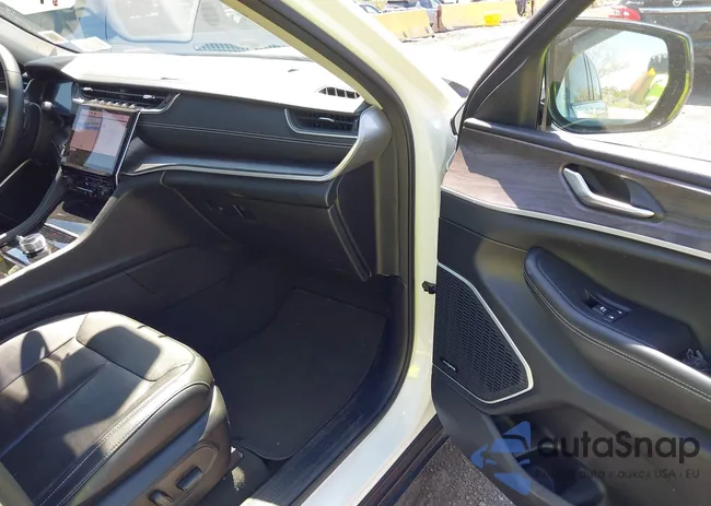 1C4RJHBG6PC510973: 43050130