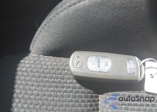 JM3KE2CYXG0696438: 43050138