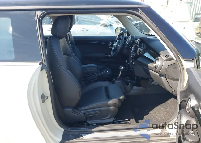 WMWXP7C56K2A53738: 43051383