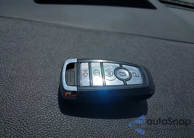 5LMJJ3LG6PEL09618: 43051450