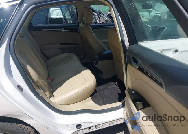 3FA6P0LU7ER217577: 43051535