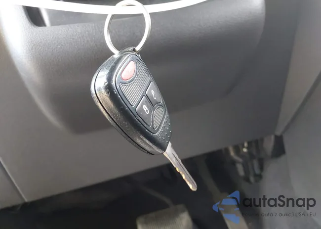 1C4NJRBB8CD549917: 43051579