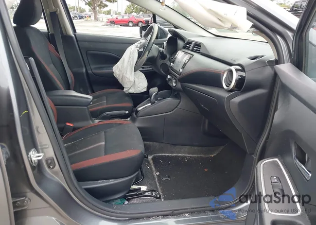 3N1CN8FV5PL869838: 43051676