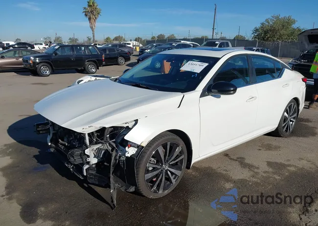 1N4BL4CV4LN305531: 43051709