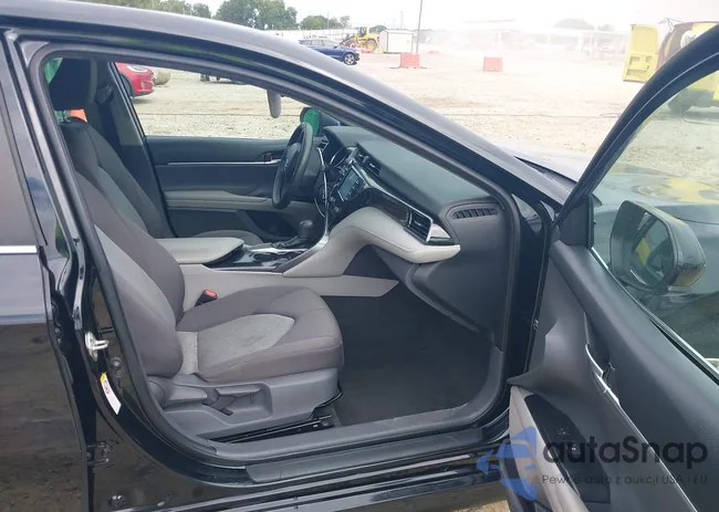 4T1B11HKXKU245297: 43051736