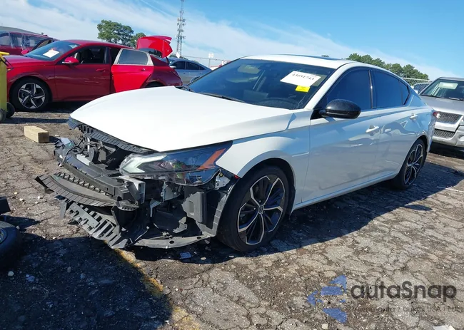 1N4BL4CV3PN326330: 43051743