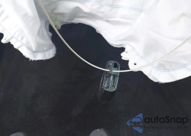 1FA6P8TH2J5127686: 43050852