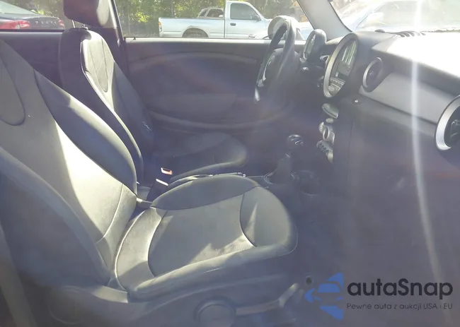 WMWMF33589TW77640: 43050932