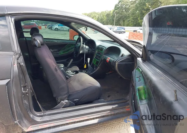 1FAFP42X6YF152497: 43050990