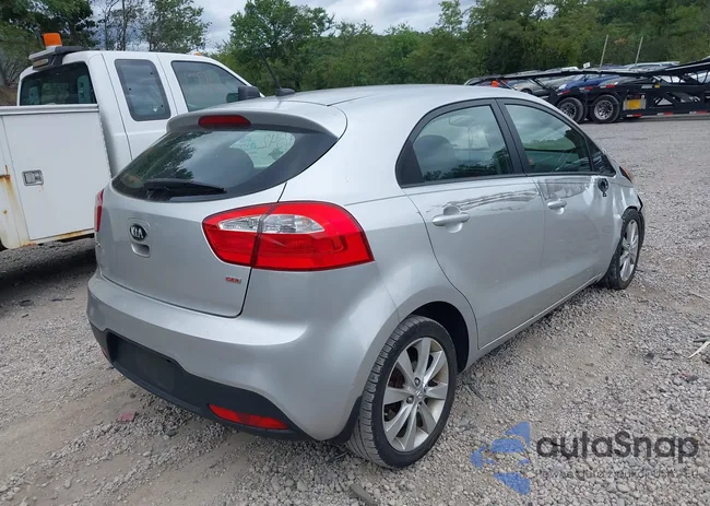 KNADM5A37E6369712: 43051055