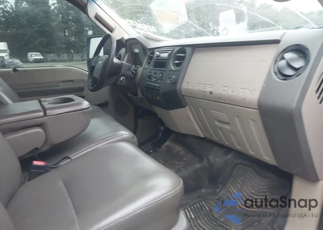 1FTSX2BR8AEA91714: 43052302