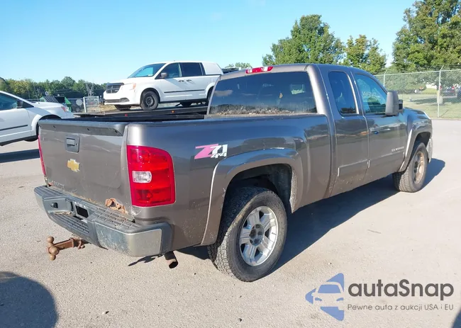 1GCRKSE76DZ266157: 43052453