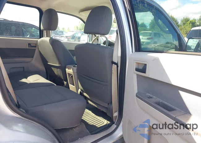 1FMCU49309KA49573: 43052730