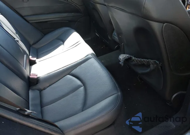 WDBUF87X38B357012: 43052816