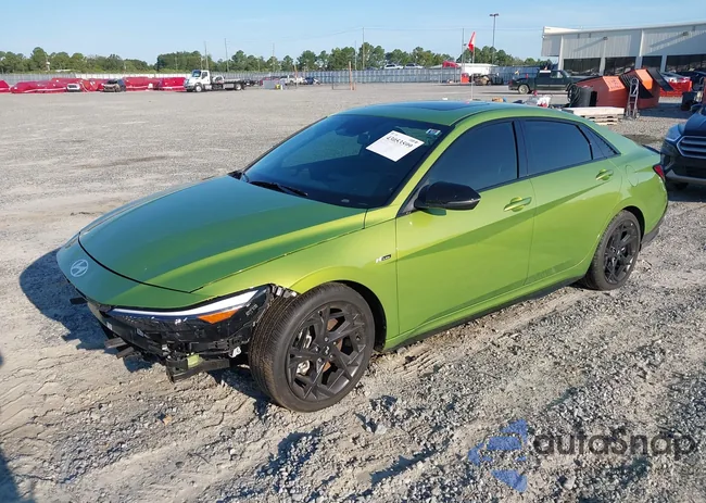 KMHLR4DF8RU744052: 43053599