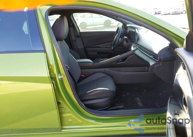 KMHLR4DF8RU744052: 43053599