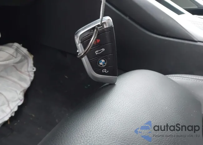 WBA5R7C55KAJ80694: 43053633