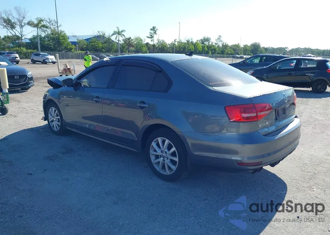 3VWD17AJ5FM225497: 43053659