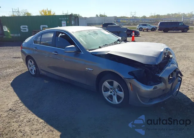 WBAXH5C51CDW08390: 43053012