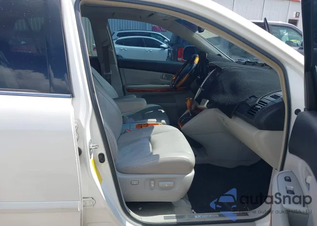 2T2GK31U98C054180: 43054535