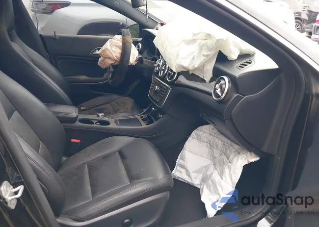 WDDSJ4EB9EN052556: 43054557