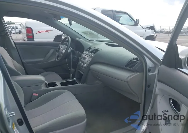 4T1BF3EK5BU681217: 43054775