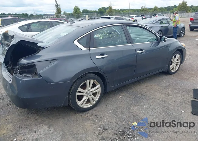 1N4BL3AP1DC145880: 43054133