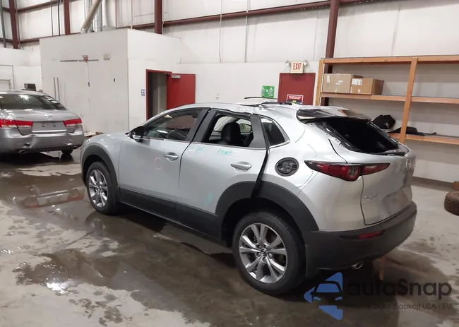 3MVDMBBL0MM256777: 43055427