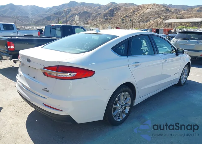 3FA6P0LU7KR182308: 43055456