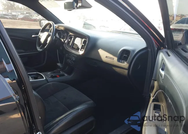 2C3CDXHG5PH561686: 43055547