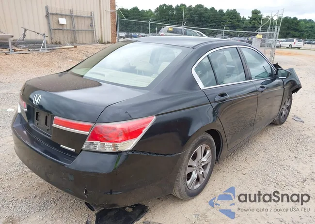 1HGCP2F68CA087338: 43055656