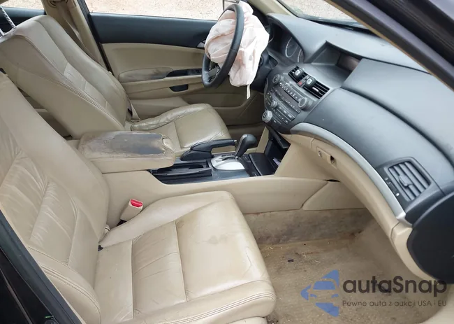 1HGCP2F68CA087338: 43055656