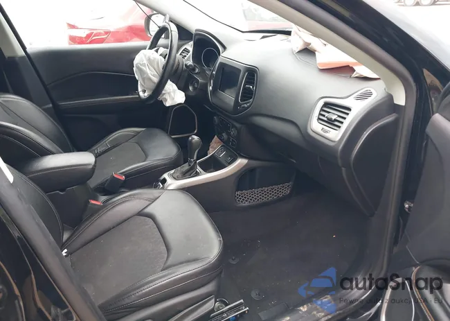 3C4NJCBB3KT762988: 43054992