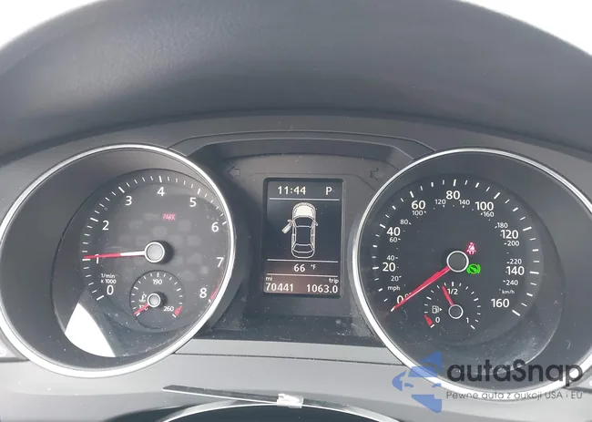 3VWDB7AJ2HM201514: 43055029