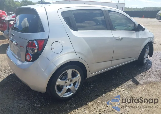 1G1JE6SB5G4139656: 43055166