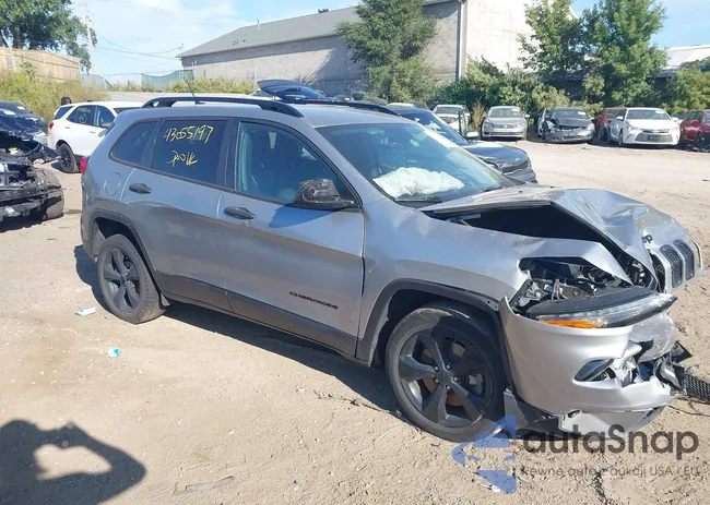 1C4PJLAB8GW369404: 43055197