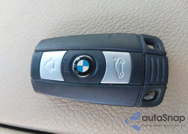 5UXZW0C53CL673640: 43056266