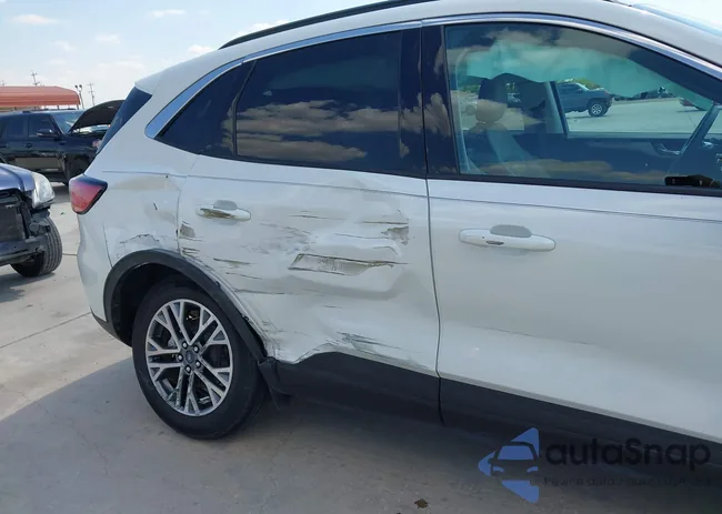 1FMCU9H91MUA13939: 43056743