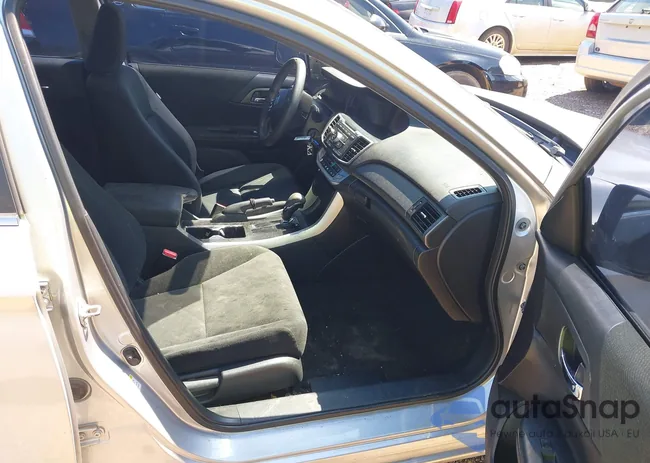 1HGCR2F32DA092083: 43055947